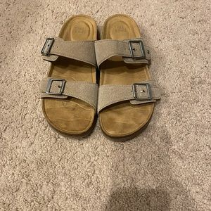 Time & Tru Birkenstock Type Sandal-Sand